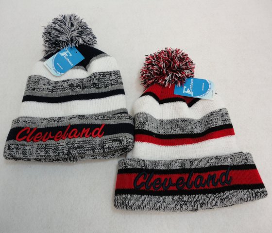 Knitted HAT with PomPom [Embroidered CLEVELAND-N/R] Stripes